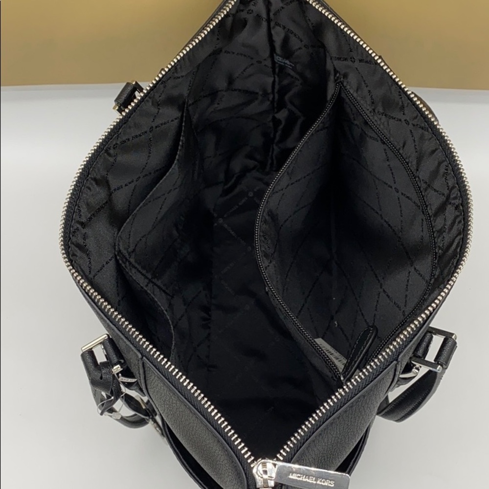 MICHAEL KORS CHARLOTTE LARGE TOP ZIP TOTE BLACK ML - Picture 10 of 16